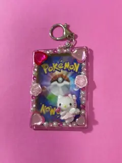 夢見るエンジェルスイング デコトレカキーホルダー