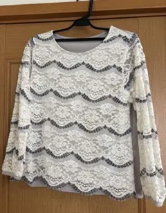 美品　レディース　ブラウス　レース　フリーサイズ　グレーのサムネイル