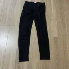 Levi's スキニーデニム　ブラック