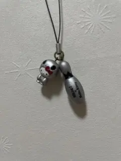 ROUND1 Hello kittyボウリングピン ストラップ　エイリアン