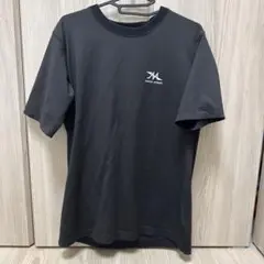 ブラック Tシャツ サイズ