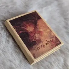 童話豆本「Snow white」
