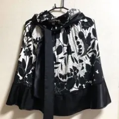 タグ付き未使用品 TO BE CHIC 台形スカート プリーツ 42 花柄 黒白 タグ付き未使用品 TO BE CHIC 台形スカート プリーツ 42 花柄