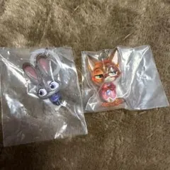 ズートピアめじるしアクセサリーガチャ　ニック　ジュディ　セット