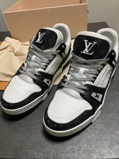 LOUIS VUITTON スニーカー サイズ9