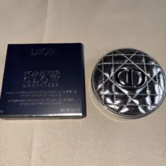 Dior ディオールスキン フォーエヴァー グロウ ルミナイザー 04