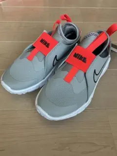 【新品】NIKE フレックスランナー 2 PSV スニーカー　19.5㎝