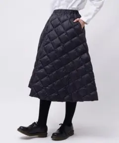 【新品・未使用】TAION 黒 ダウンフレアスカート (Lサイズ)