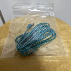 青いナイロン編みLightningケーブル295cm