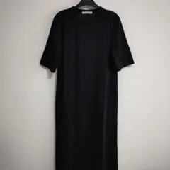 BEAUTY＆YOUTH　ダンボール ピンタック ロングワンピース　ブラック