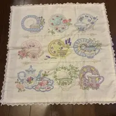 刺繍　アップリケ　カバー