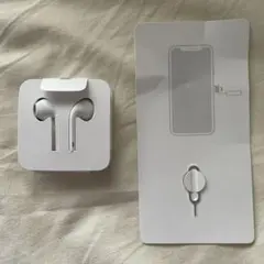 新品未使用　iPhone純正Lightningイヤフォン&SIMピン