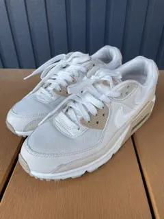 Nike Air Max 90 ホワイト/ベージュ