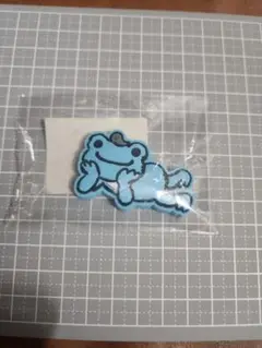 かえるのピクルス　マグネッツ　寝そべり　ブルー