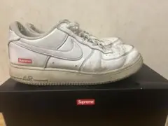 Supreme Nike Air Force 1 ホワイト