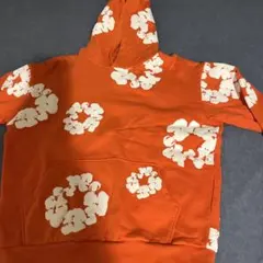 赤 デニムティアーズパーカーとパンツセット - メルカリ