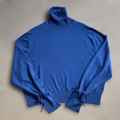 ユニクロ×JW ANDERSON タートルネッククロップドセーター ブルー