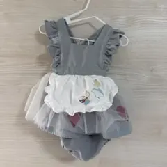 グレー フリル付き ワンピースのサムネイル