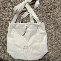 ホワイトラベル　バケットバッグ