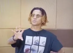 Item thumbnail for item 1f4e9022-a2f6-4a85-ac70-20f996e3386a