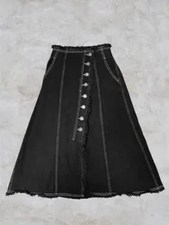 FUN ブラック フレアスカート Fサイズ 前面ボタン