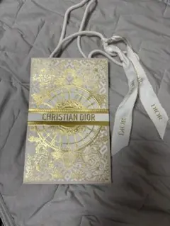 CHRISTIAN DIOR エレガントな紙袋