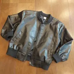 ブラック レザー風ジャケット 4Y