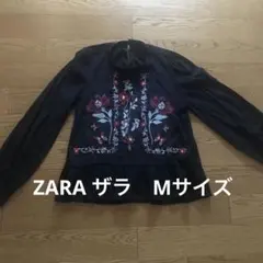 ZARAザラ　黒ブラウス豪華刺繍花刺繍　刺繍素敵トップスMサイズオーバーブラウス