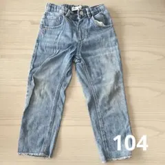 ZARA デニムパンツ　104