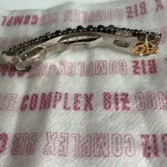 お値下げ中　COMPLEX BIZ ヘアピン　青黒白系のサムネイル