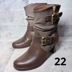 美品 DIANA ダイアナ ショートブーツ 22 ベルト 本革 ブラウン