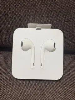 Apple 純正 有線イヤフォン 【新品未使用】