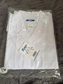 ４Lサイズ　制服　白衣　長袖ファスナージャンパー 立ち衿 白衣