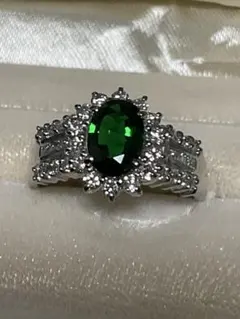 ☆3.6ct☆✨ペリドット0.5ctダイヤモンドK18WGリング指輪 - メルカリ