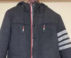 2025年最新】THOM BROWNE メンズ ダウンジャケットの人気アイテム