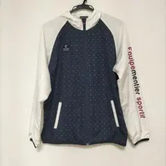 スポーツウェア