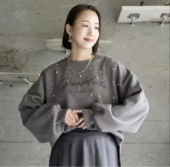 【10/14まで】しまむら　陽さん　パール付き ロゴスウェット グレー　M