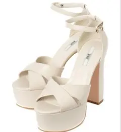 R&E ROSESSENCE ホワイトハイヒール・パンプス　ヒール13cm