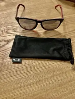オークリー Frogskins LX OO2043-04 ケース付き - メルカリ