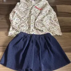 ハンドメイド花柄トップスとネイビースカートのセットのサムネイル