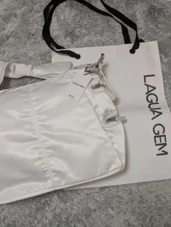 最終値下げ！新品LAGUAGEMサテンショルダーバッグ