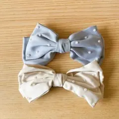 くすみブルー＆ホワイト パール付きリボンバレッタ 2点セット