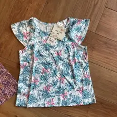 UT 花柄フリル袖トップス 120 cm