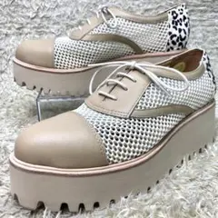 『極美品』あしながおじさん　厚底 軽量　メッシュ　レースアップシューズ　ベージュ