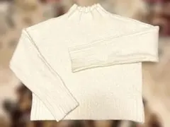 ホワイト ハイネック ニットセーター 長袖