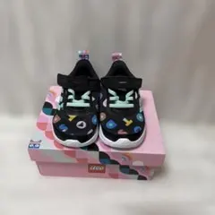 adidas LEGOコラボ スニーカー 黒/マルチカラー
