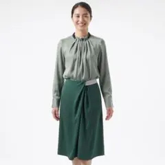 support surface シルクブラウス スカート 同色セットアップ M2のサムネイル