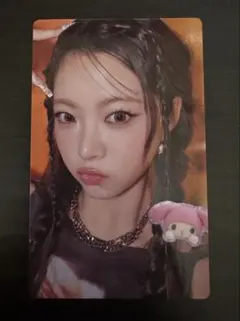 LE SSERAFIM ウンチェ　トレカ