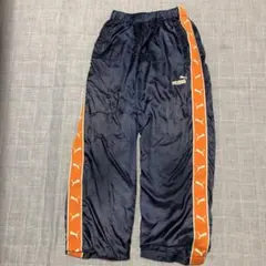 プーマ　ズボン　140cm ジャージ　ネイビー　裏起毛　中古　秋冬用　スポーツ
