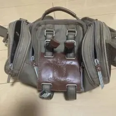 DEVICE 4waybag カーキ 進撃の巨人コラボ